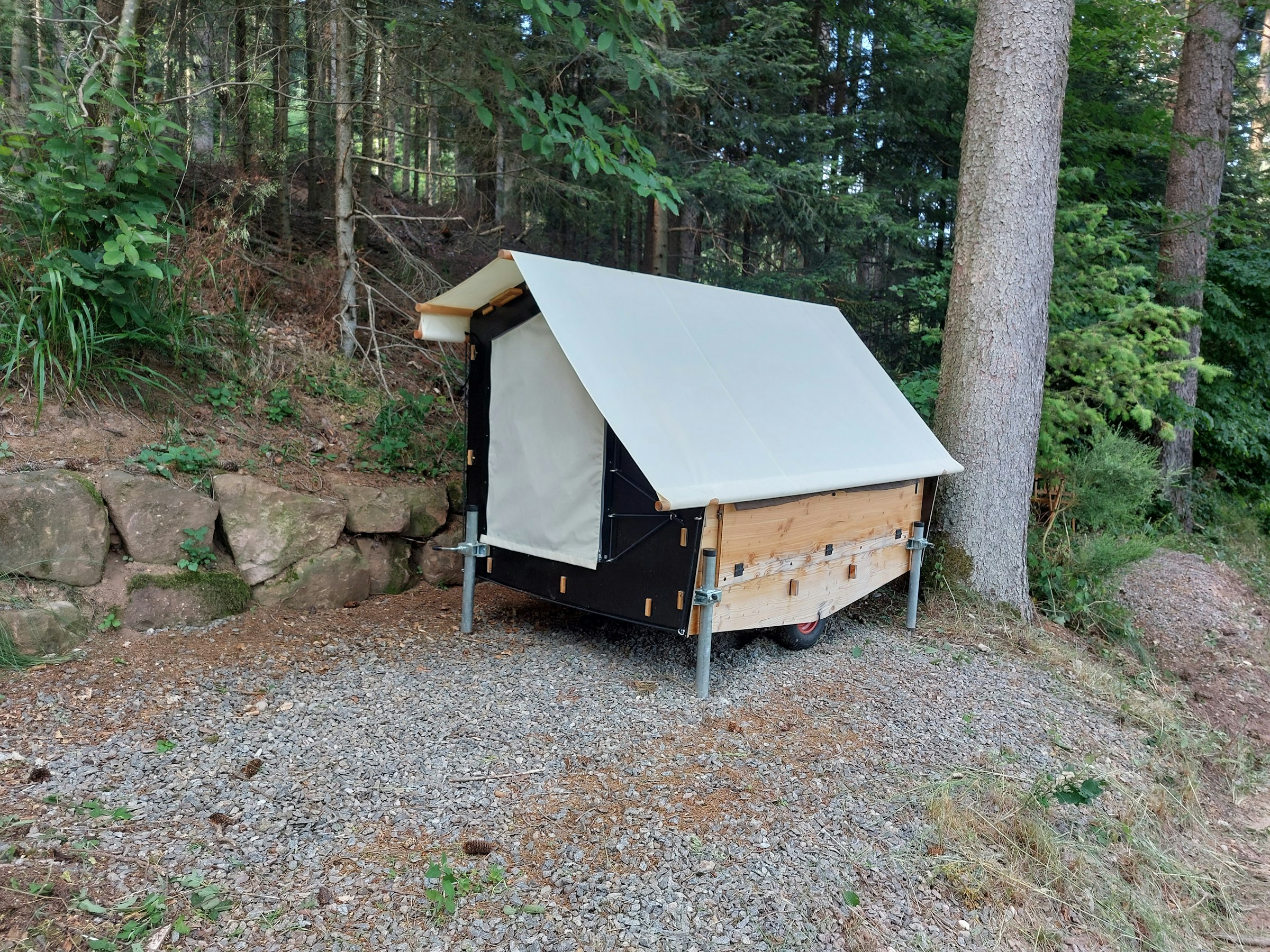 Micro-Hütte mit Sternenblick