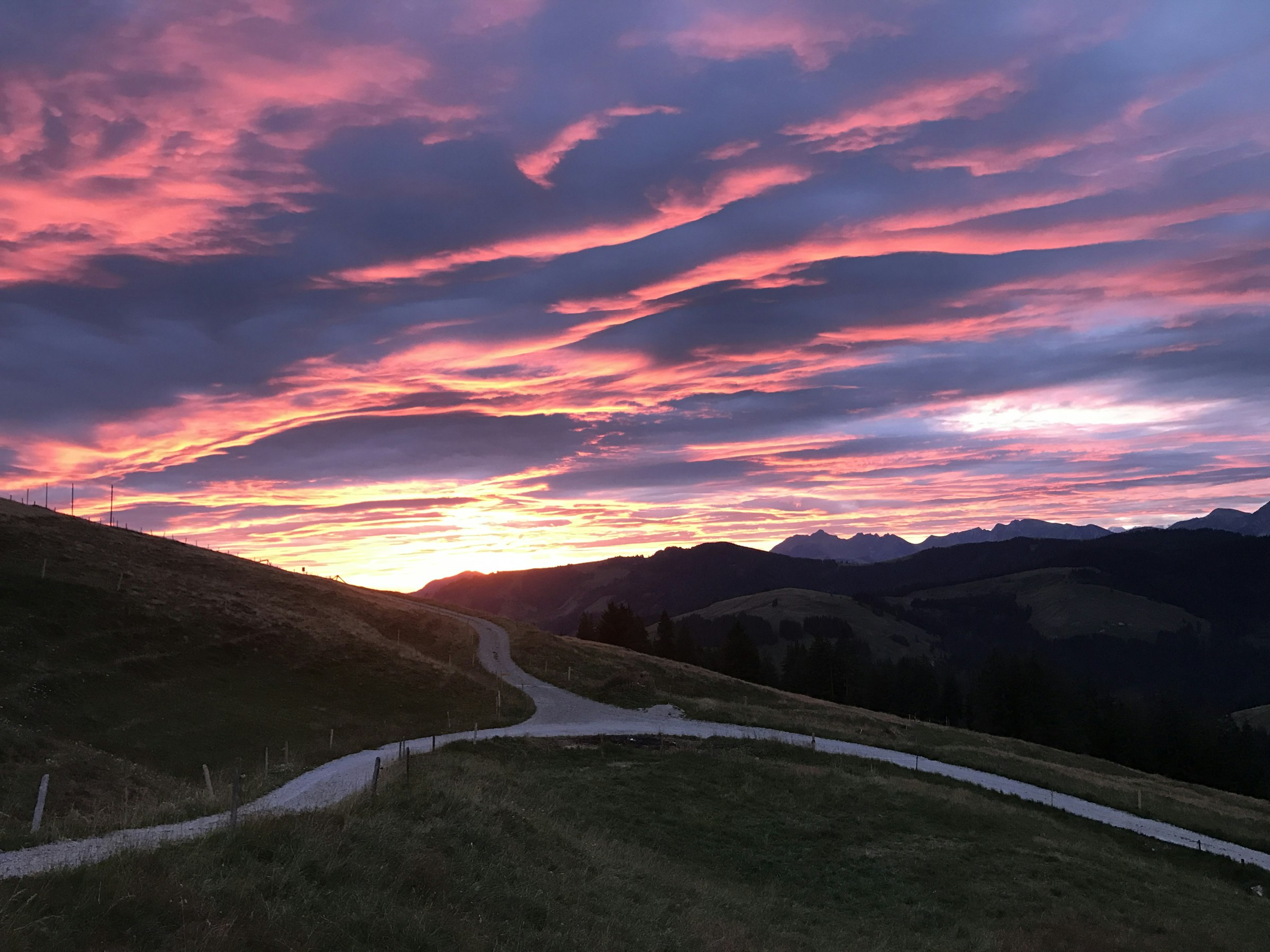 Zelt-Camp auf der Alp Cousimbert