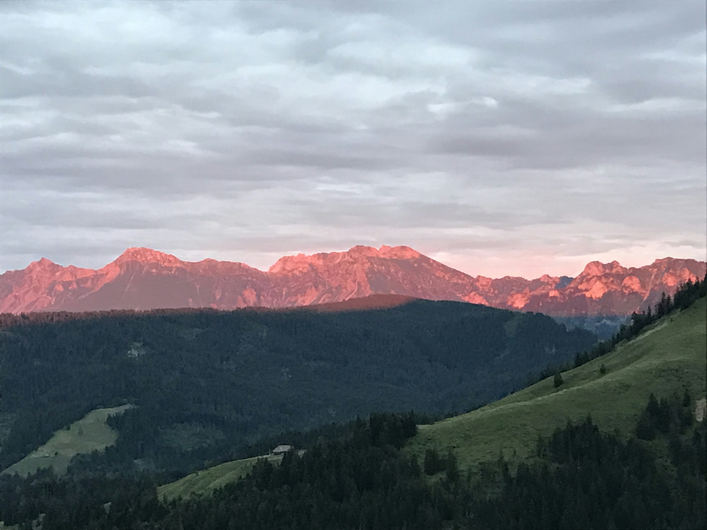 Zelt-Camp auf der Alp Cousimbert