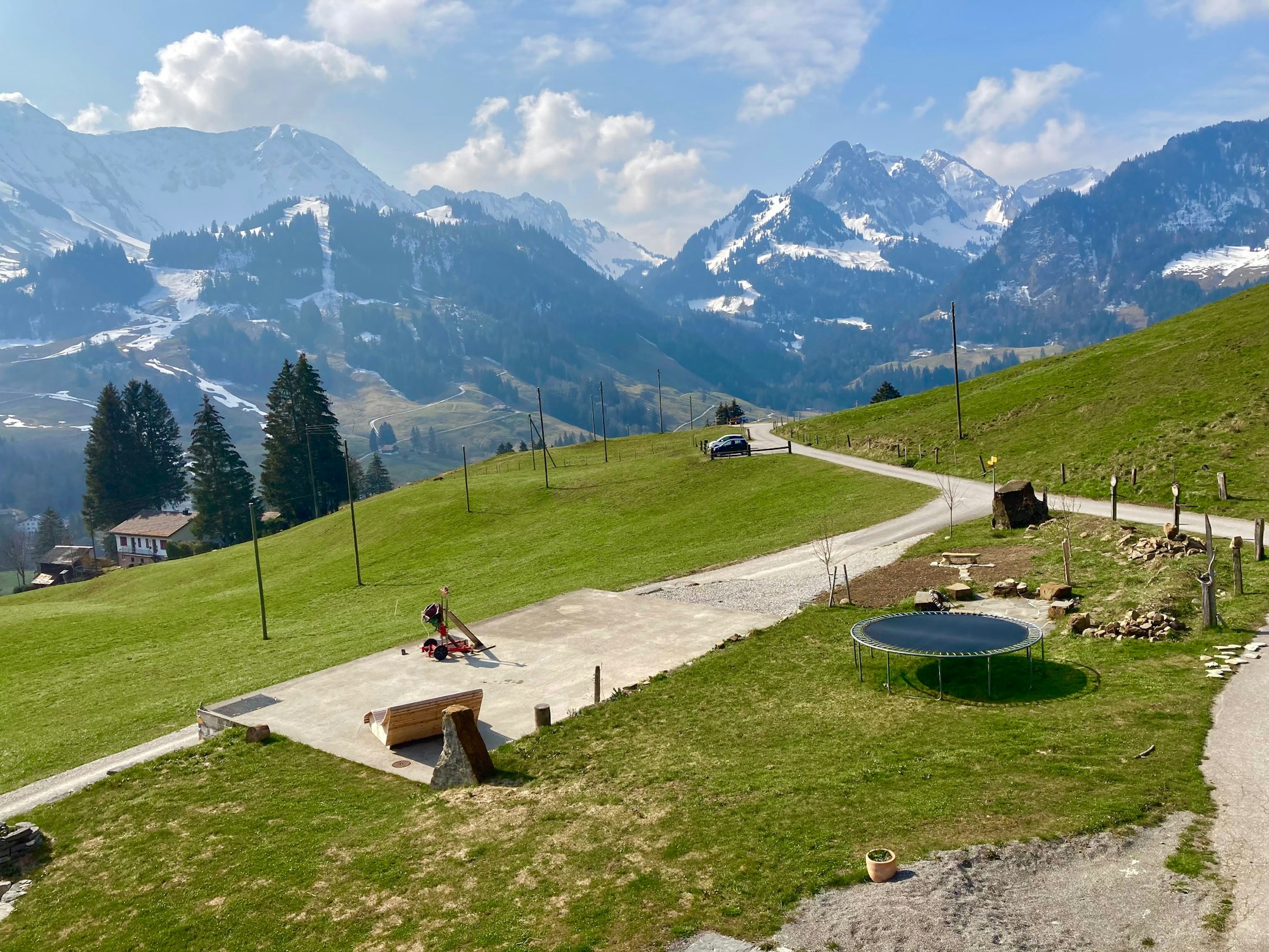 Auf dem Schloss über dem Schwarzsee